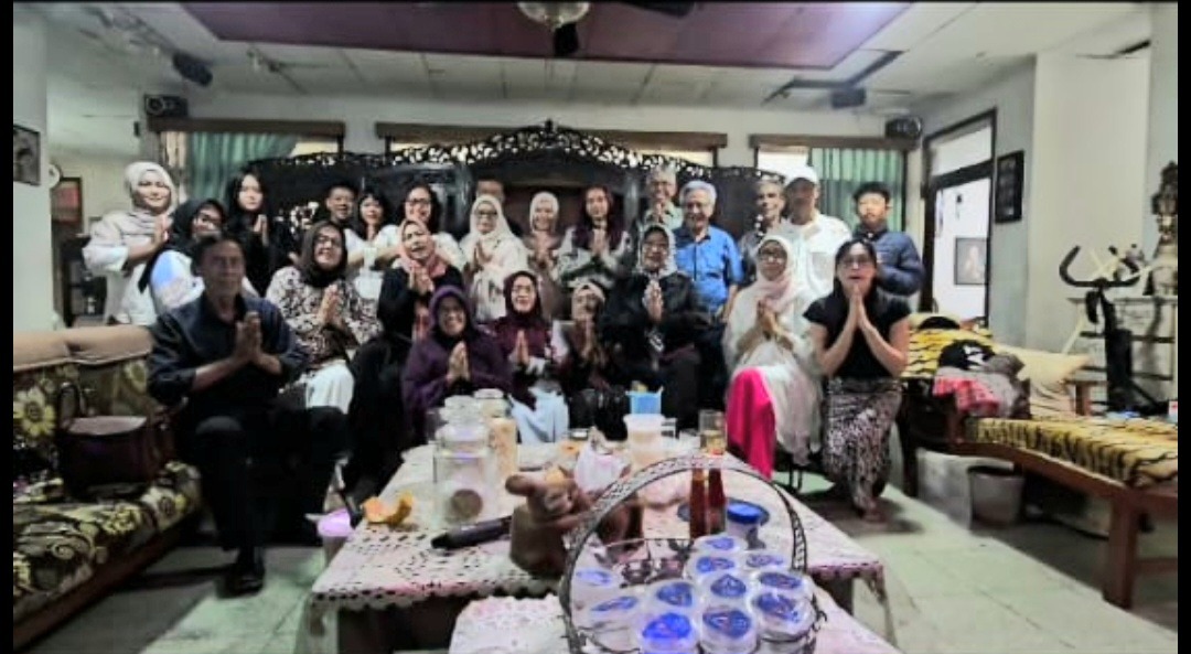 Keluarga besar Otong Moch Idris menyatukan visi Menuju Solusi terbaik.